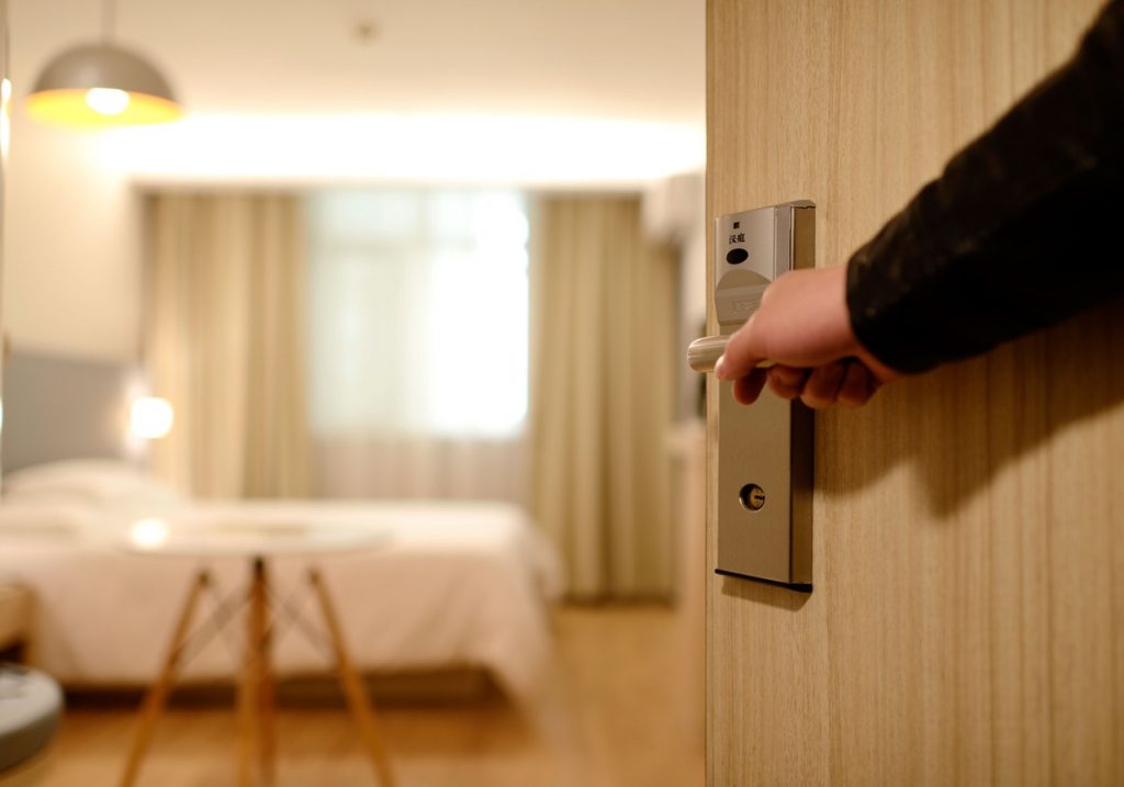 airbnb door opening 3 tips to maximize profits